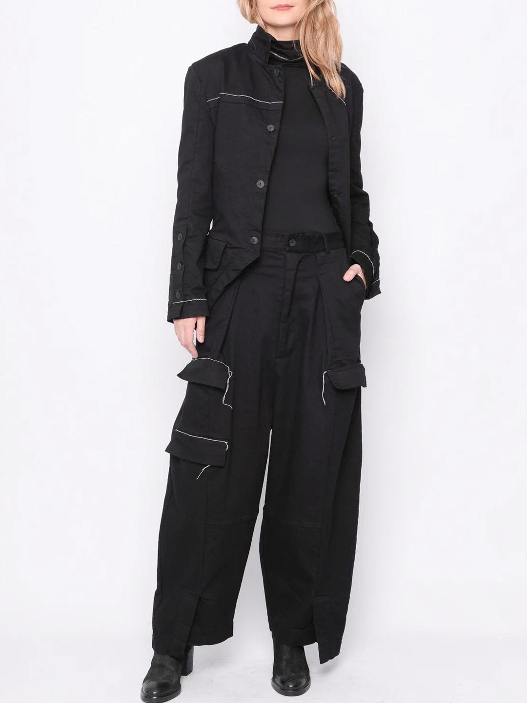 Black 242.04.01