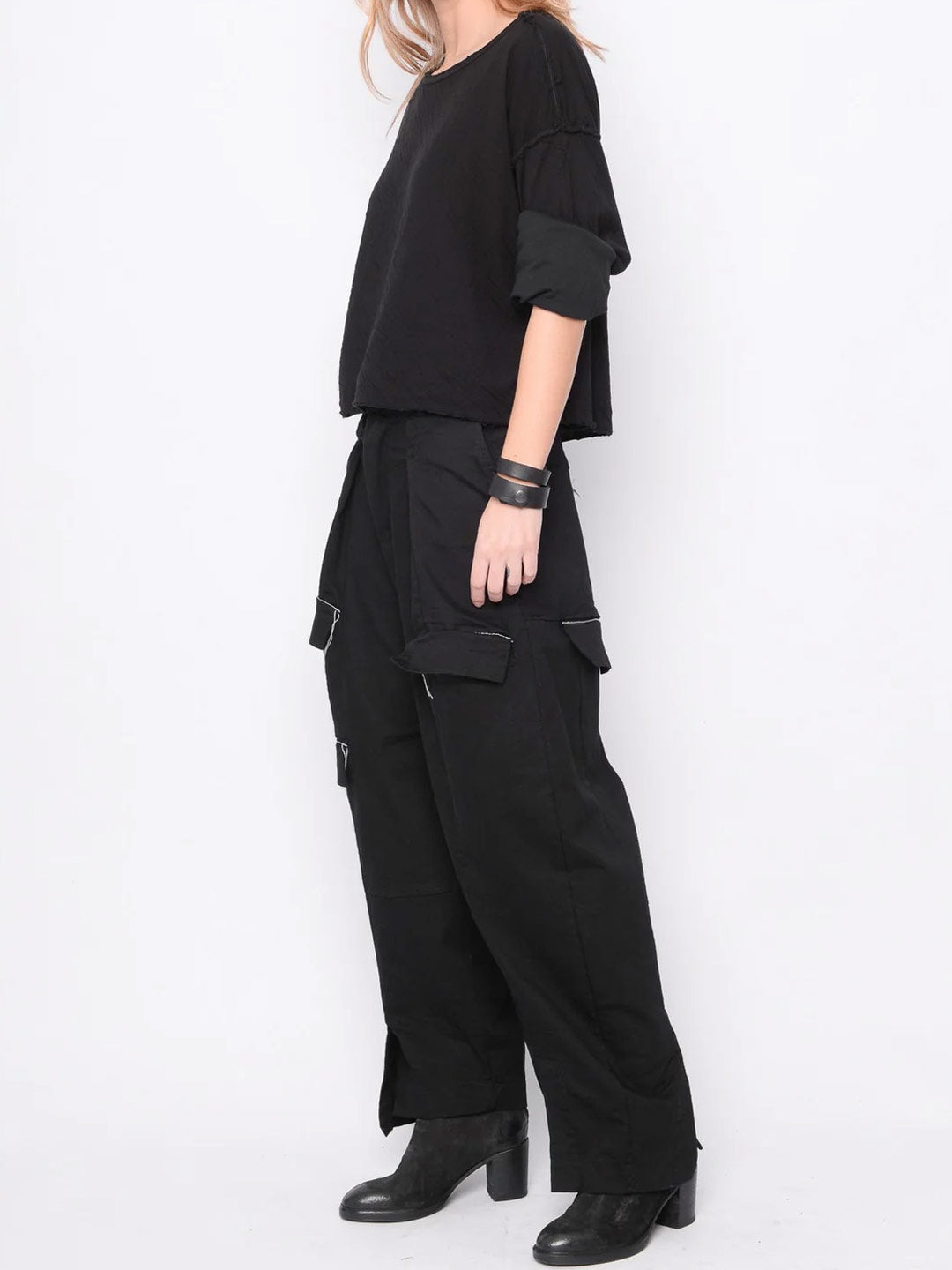 Black 242.04.03