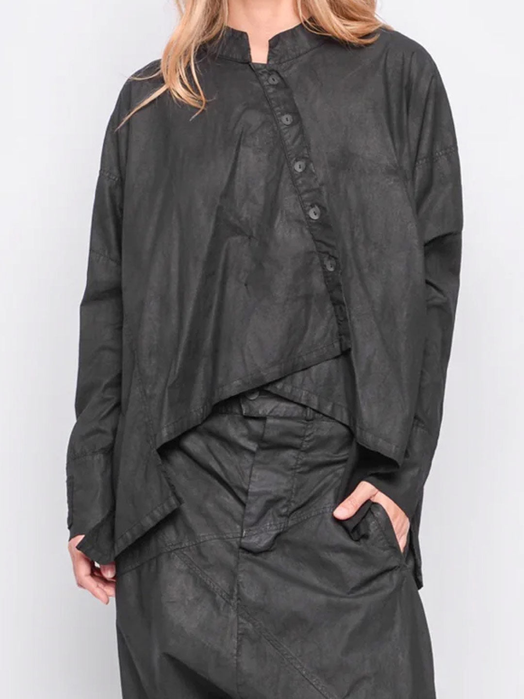 Black "251.02.02" Pant
