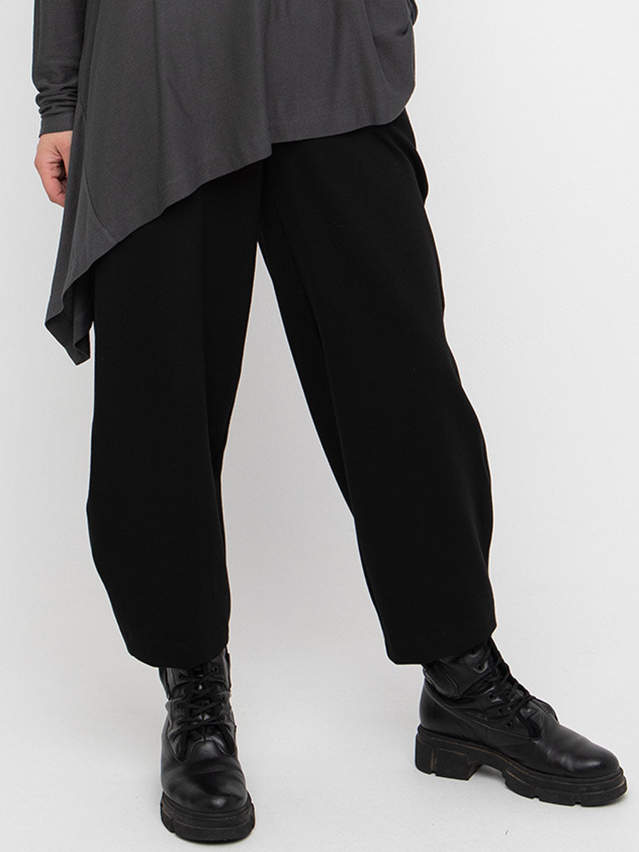 Ozai N Ku "766045" Pants