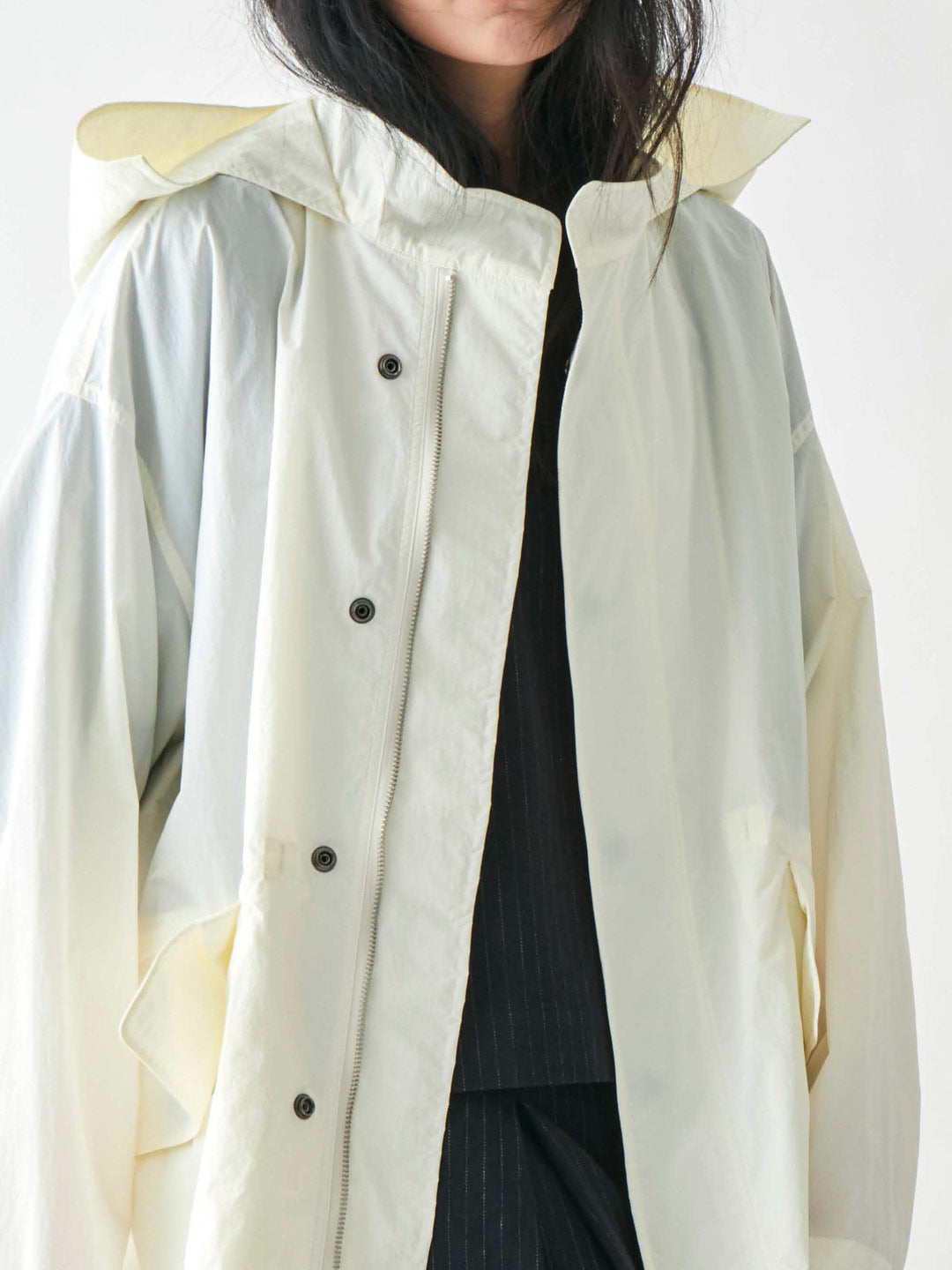 Soh - "Hn070" Raincoat