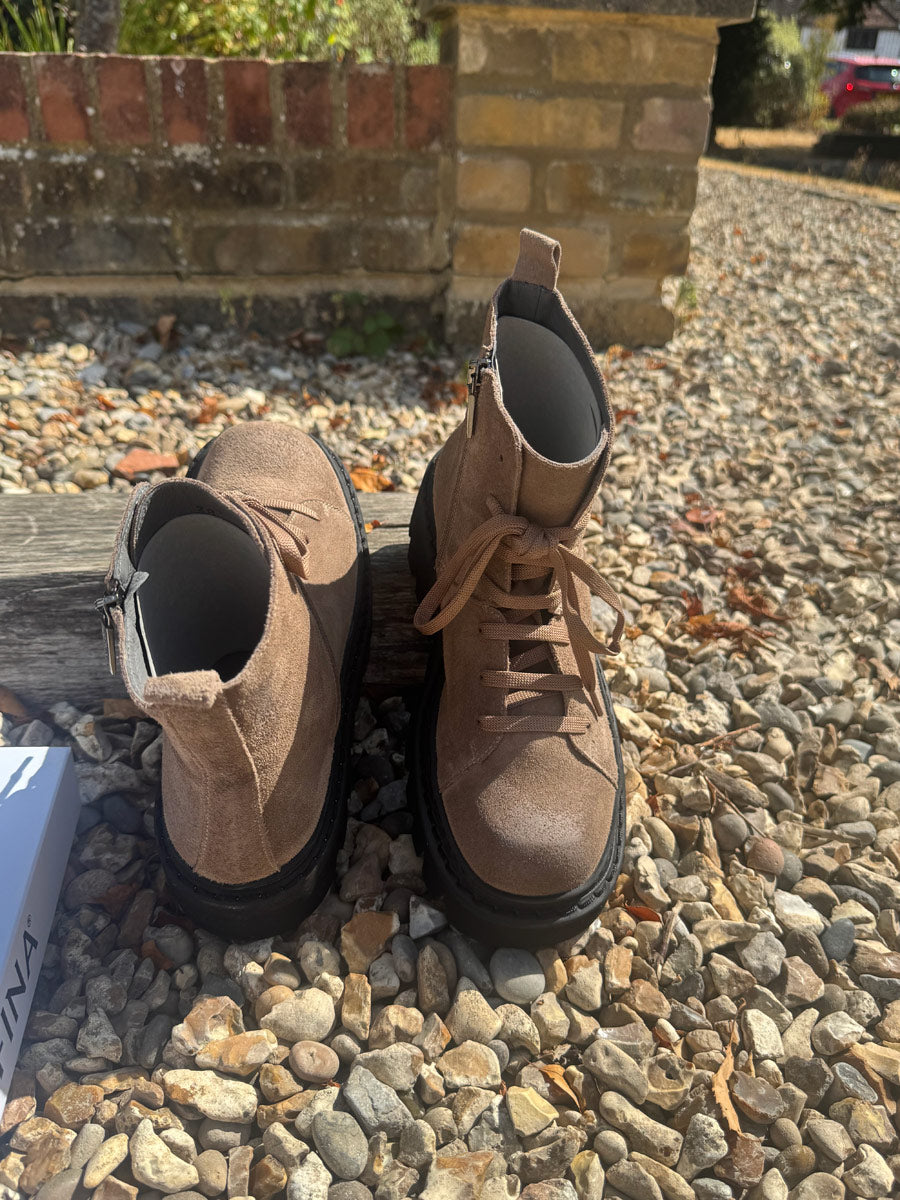 Lofina - Taupe Suede Boot
