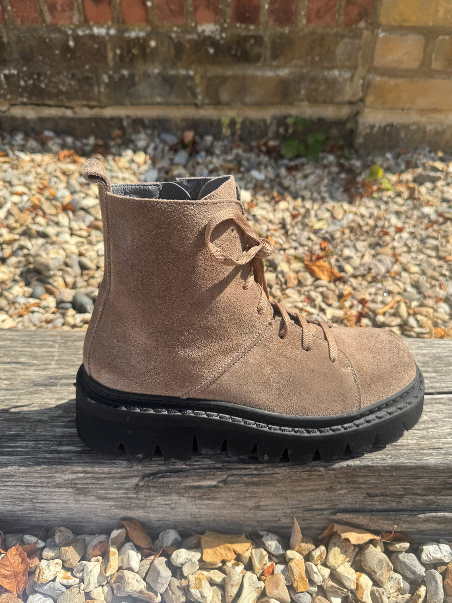 Lofina - Taupe Suede Boot