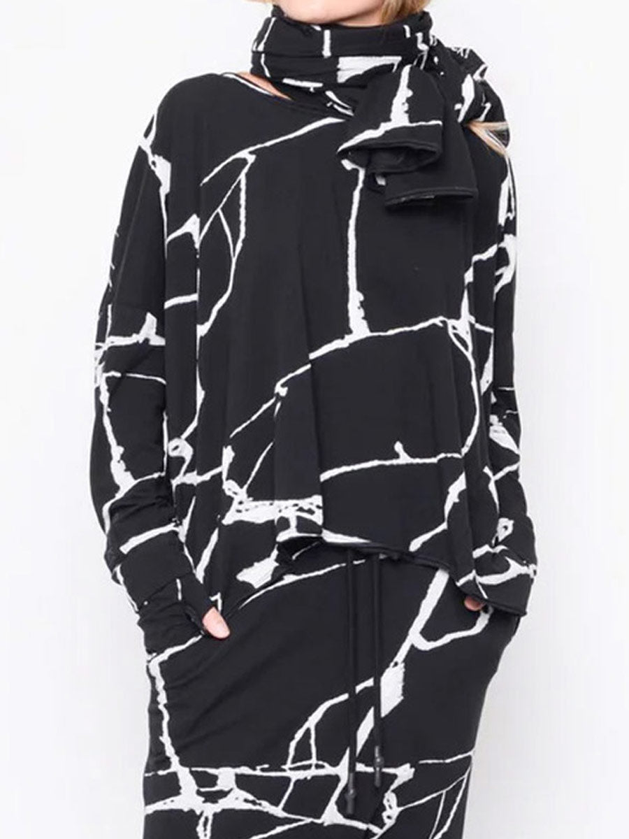 Black "252.02.05"  You deserve nothing but the best Printed Top
