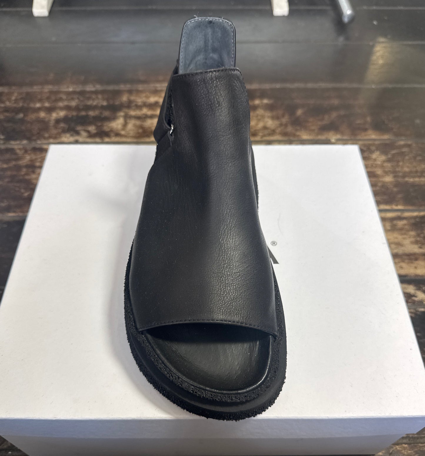Lofina - Sandal