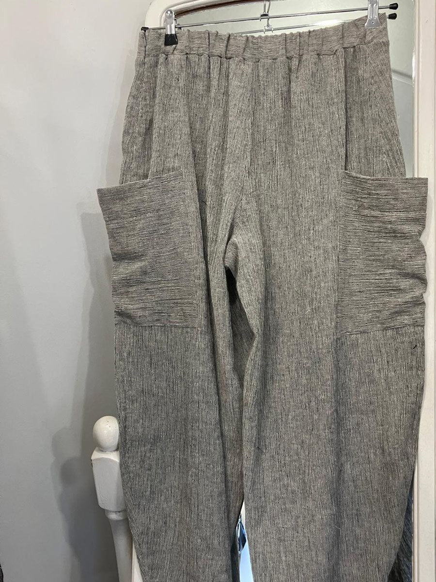 Ozai N Ku “850874” Pants
