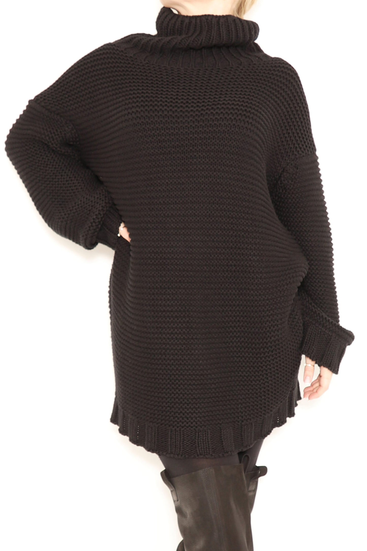 Sort Aarhus - "Angela" Knit Sweater