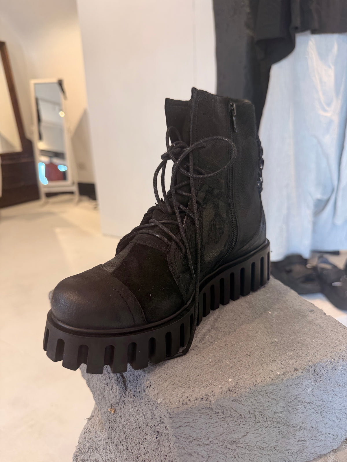 Papucei - ‘Anastasia’ Black Boot