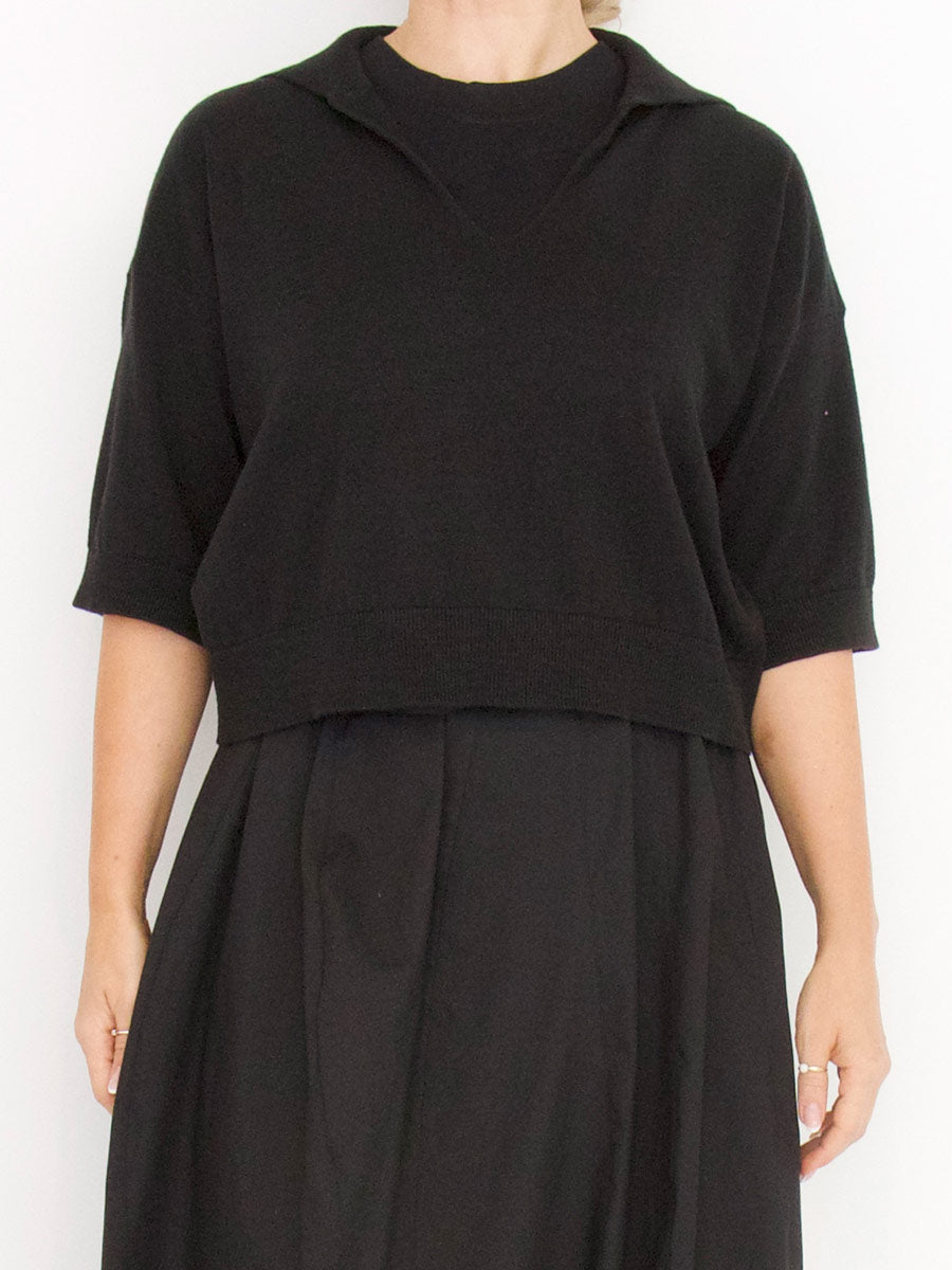 Sort Aarhus "Sa-Flores" Knitted Polo Top