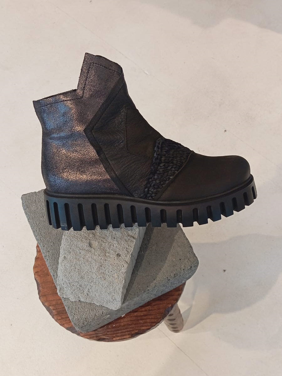 Papucei - ‘Lorcan’ Black Ankle Boot
