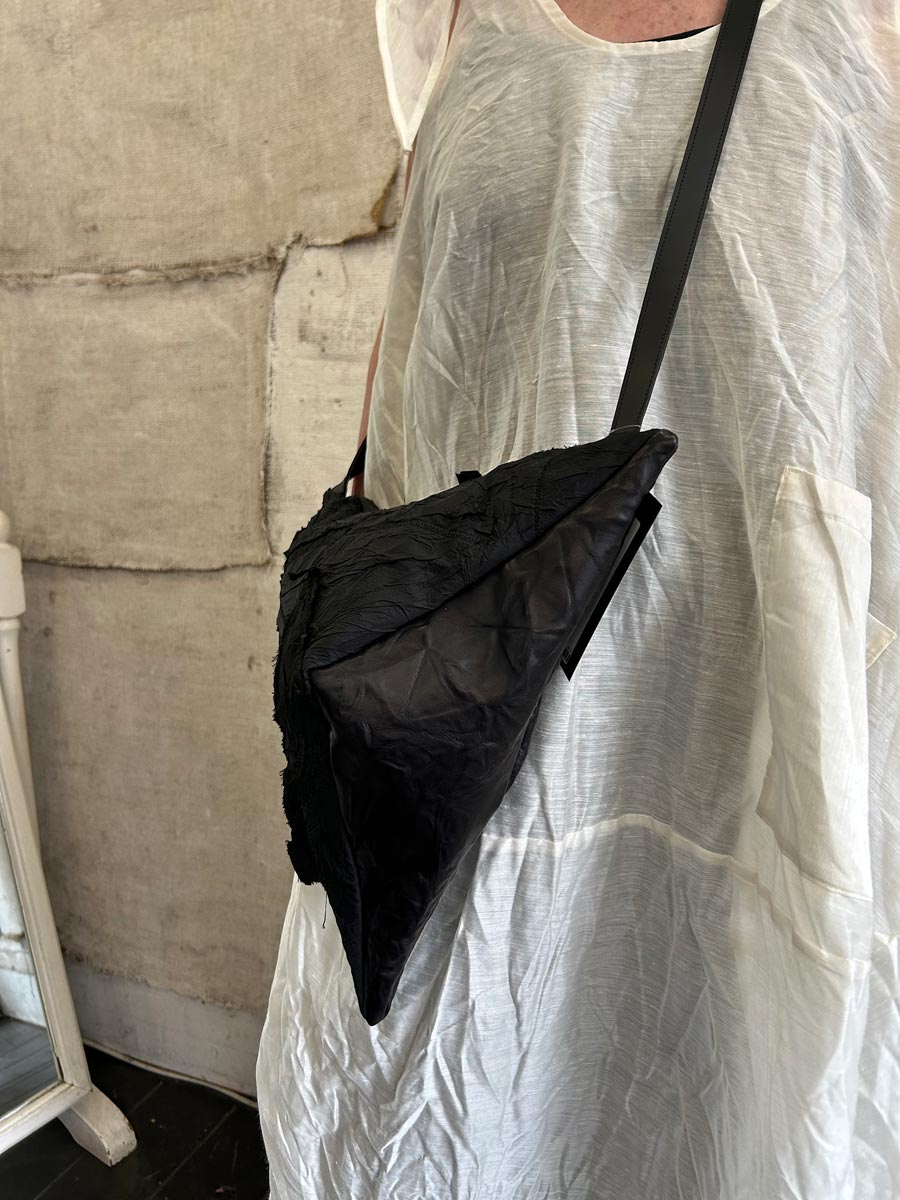 Papucei - M.Sluff - Triangle Handbag