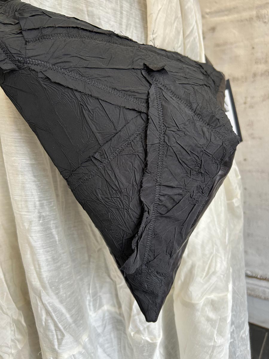 Papucei - M.Sluff - Triangle Handbag