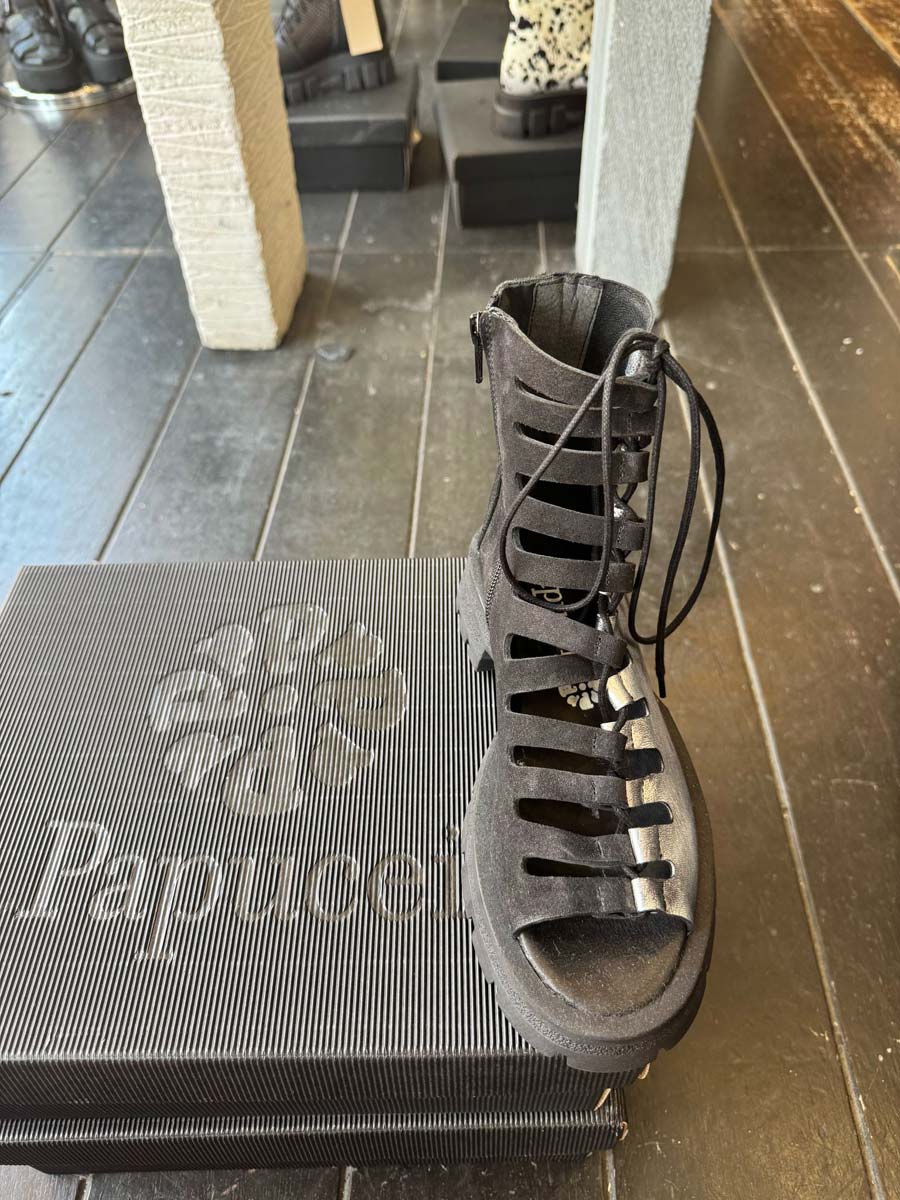 Papucei Reni