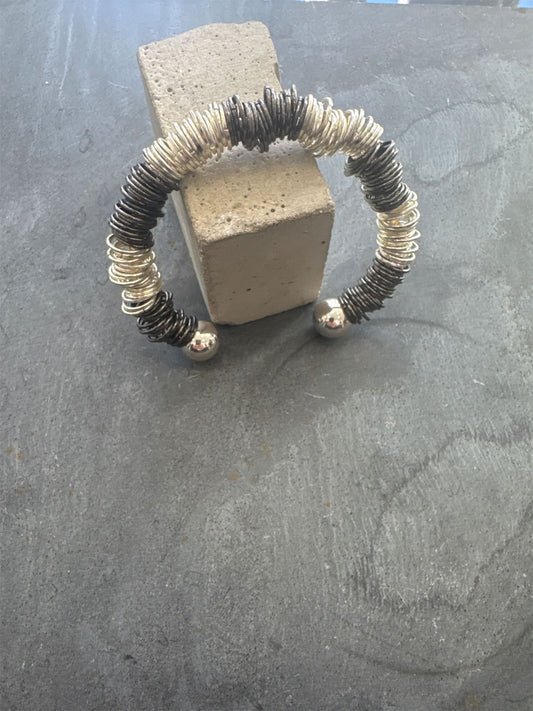 Body Bangle - Black & Silver Rings Wrist Bangle