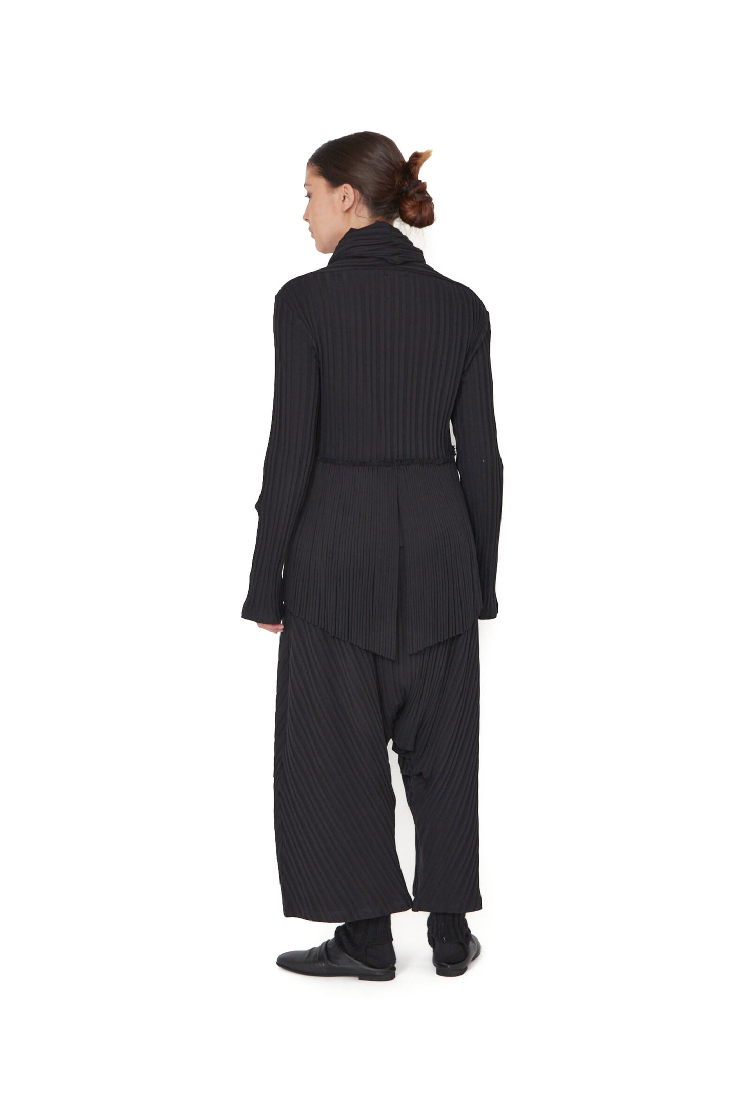 Sort Aarhus Sa5120 - Black Pleated Jacket