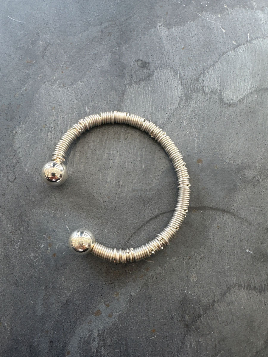 Body Bangle - Small Rings Wrist Bangle