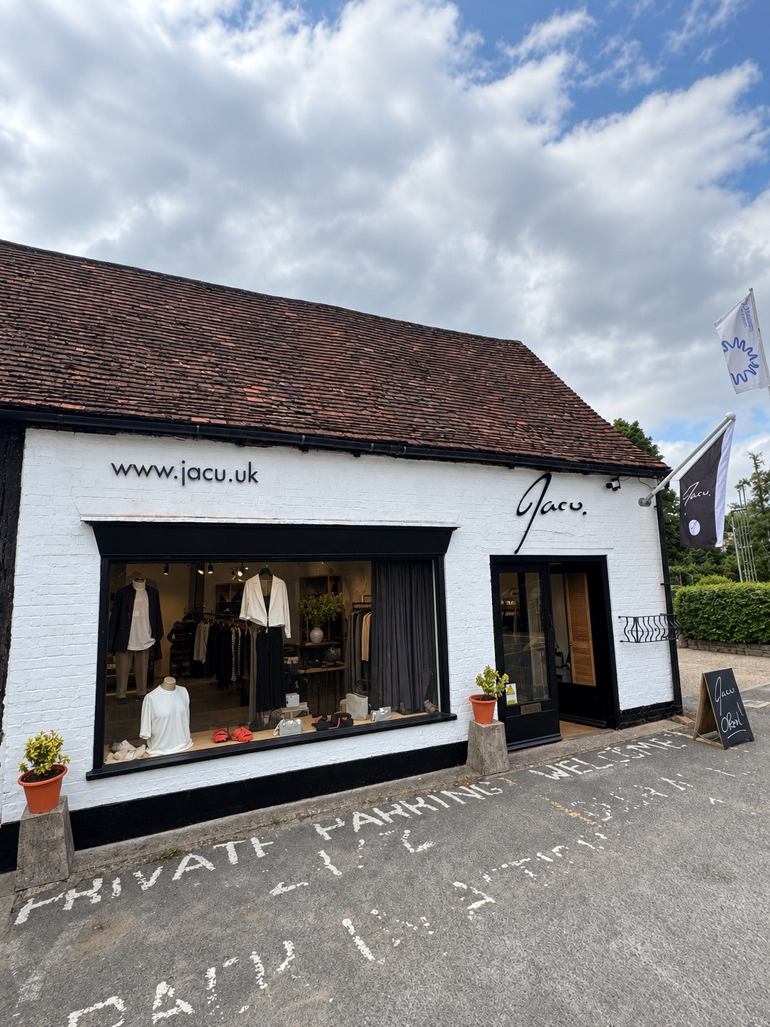 The Jacu shop in Marlow