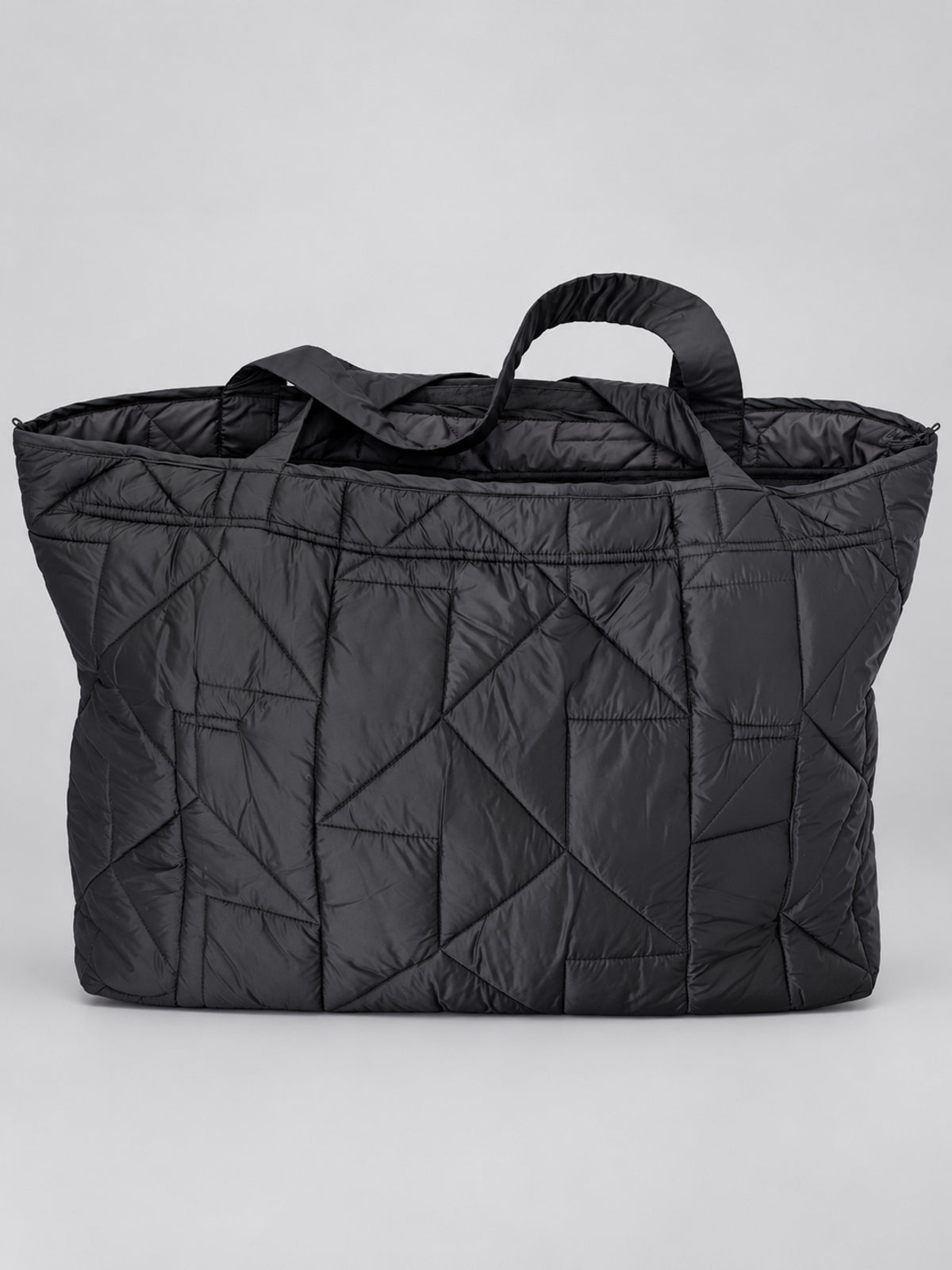 Kedziorek black and grey quilted tote, front view with geometric quilting
