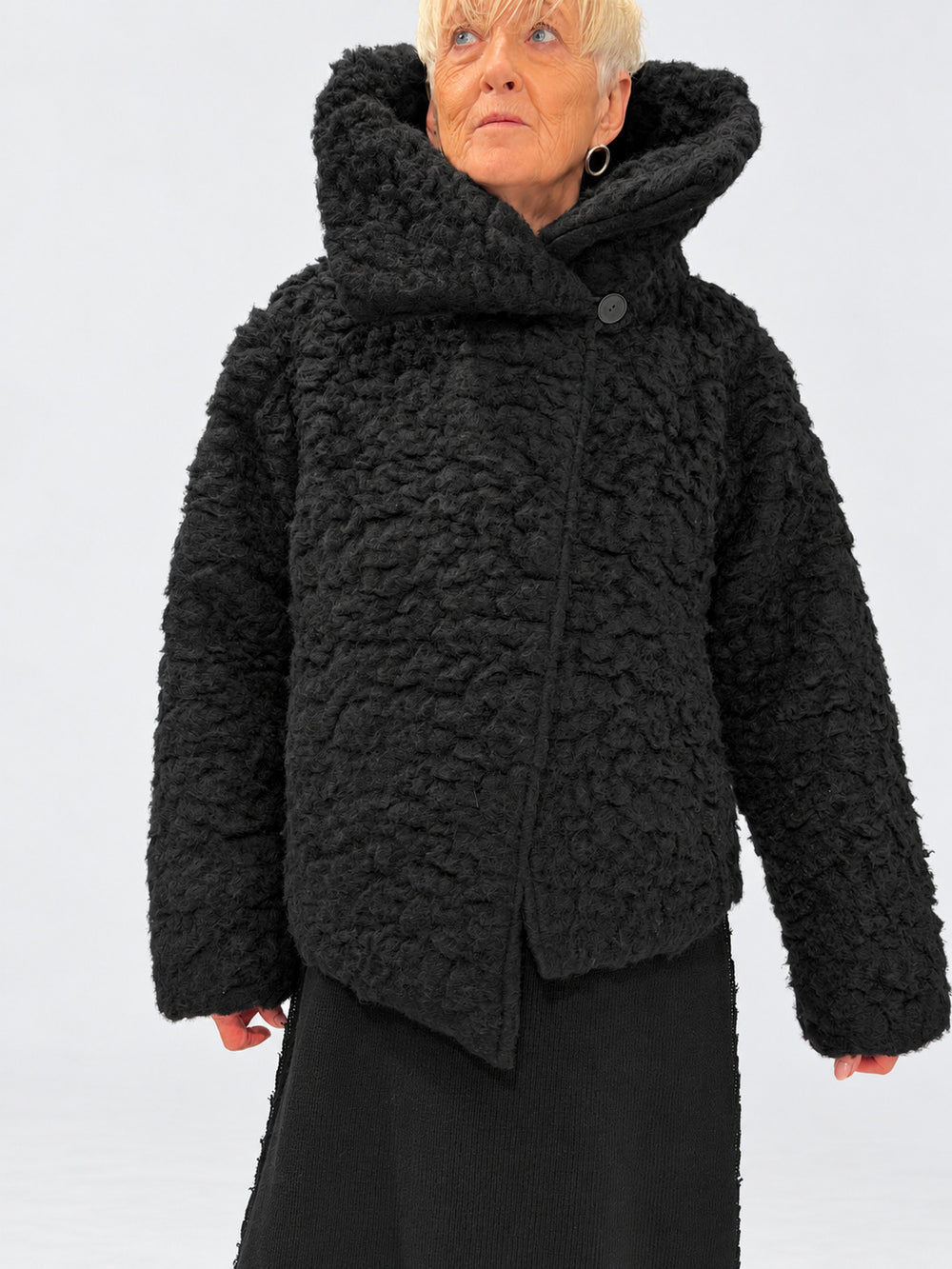 Kedziorek 5550 black textured jacket — main, closed view