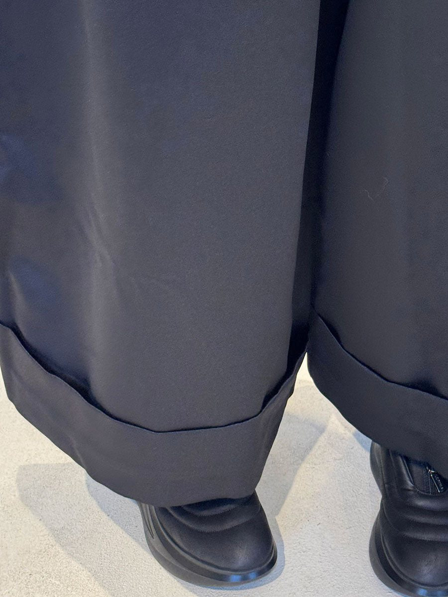 La Vaca Loca Onda trousers, three-quarter side view