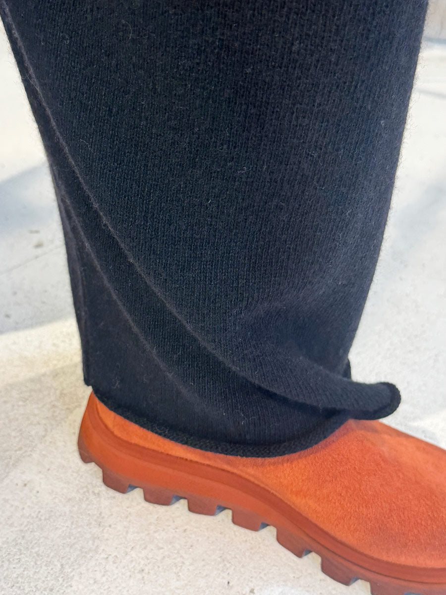 La Vaca Loca Riel trousers showing knitted hem detail