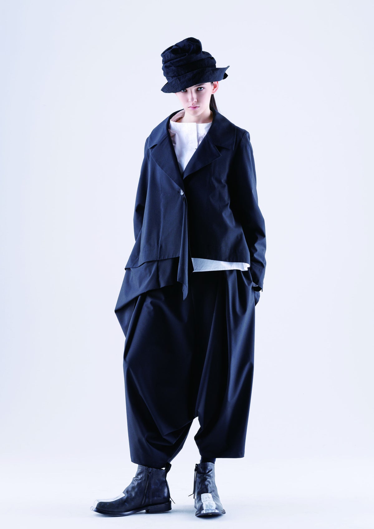Moyuru 263622 asymmetric jersey jacket, styled lookbook view