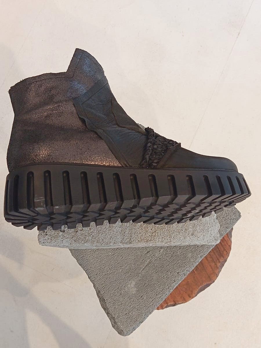 Papucei Lorcan Black Ankle Boots – view 4