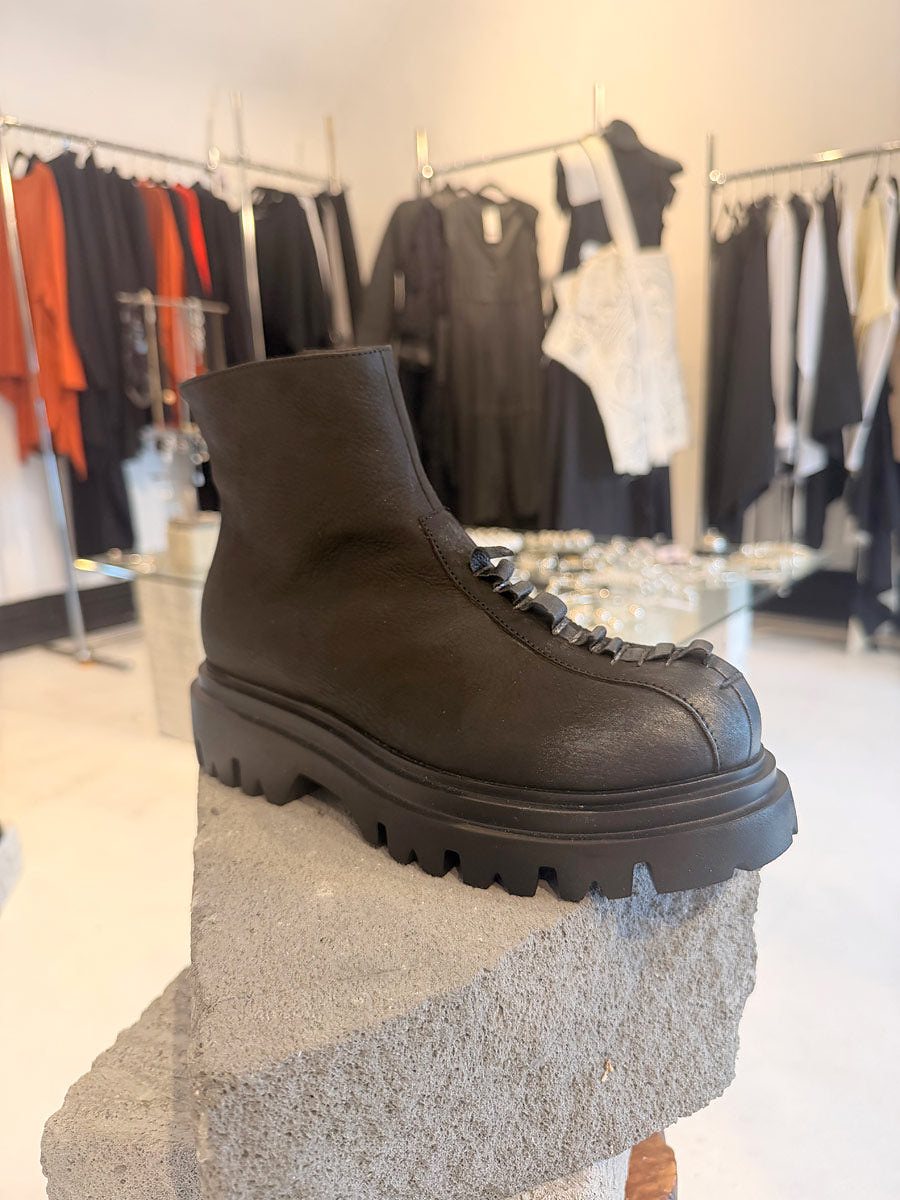 Papucei Rowan Black Ankle Boots – view 4
