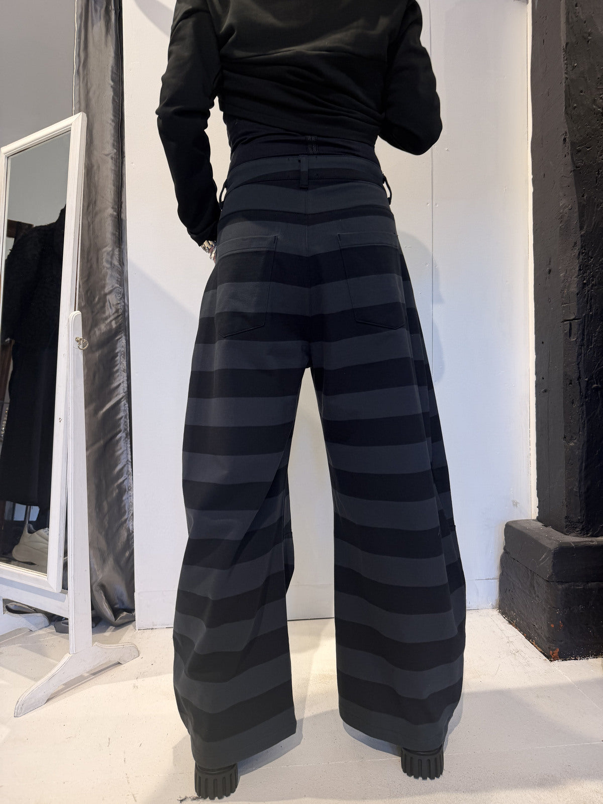 PLU Sweat Balloon trousers in stripe, back view