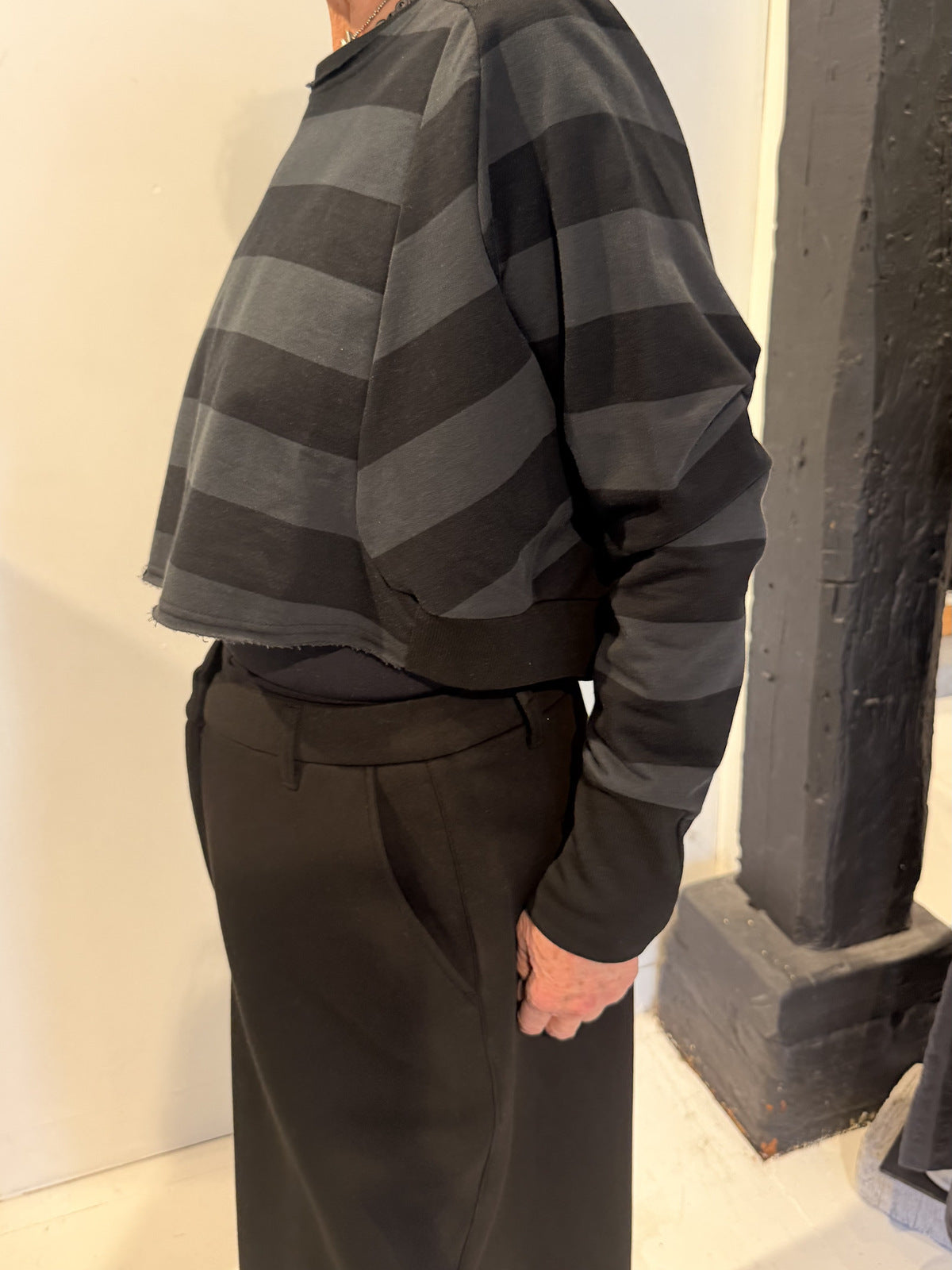PLU Short Short sweatshirt in stripe, side view