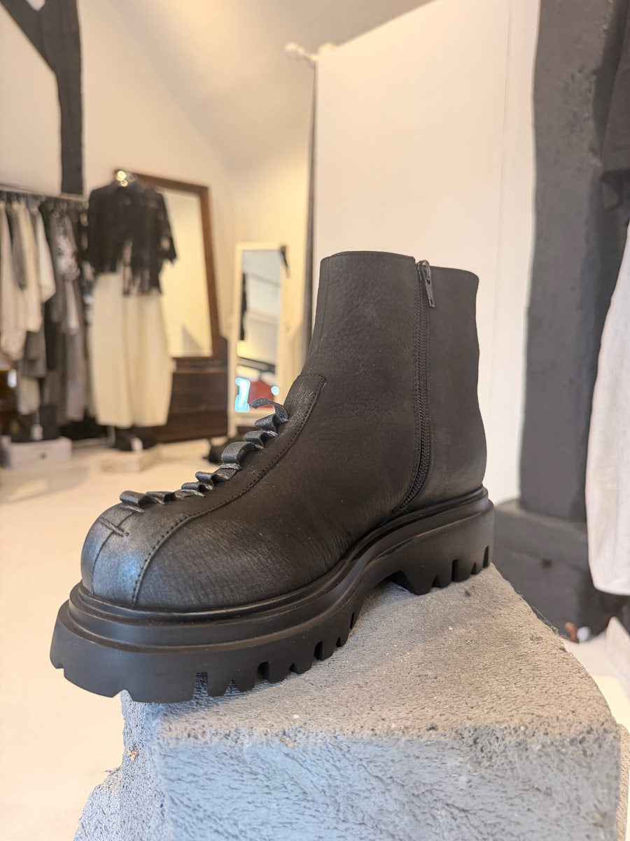 Papucei - ‘Rowan’ Black Ankle Boot