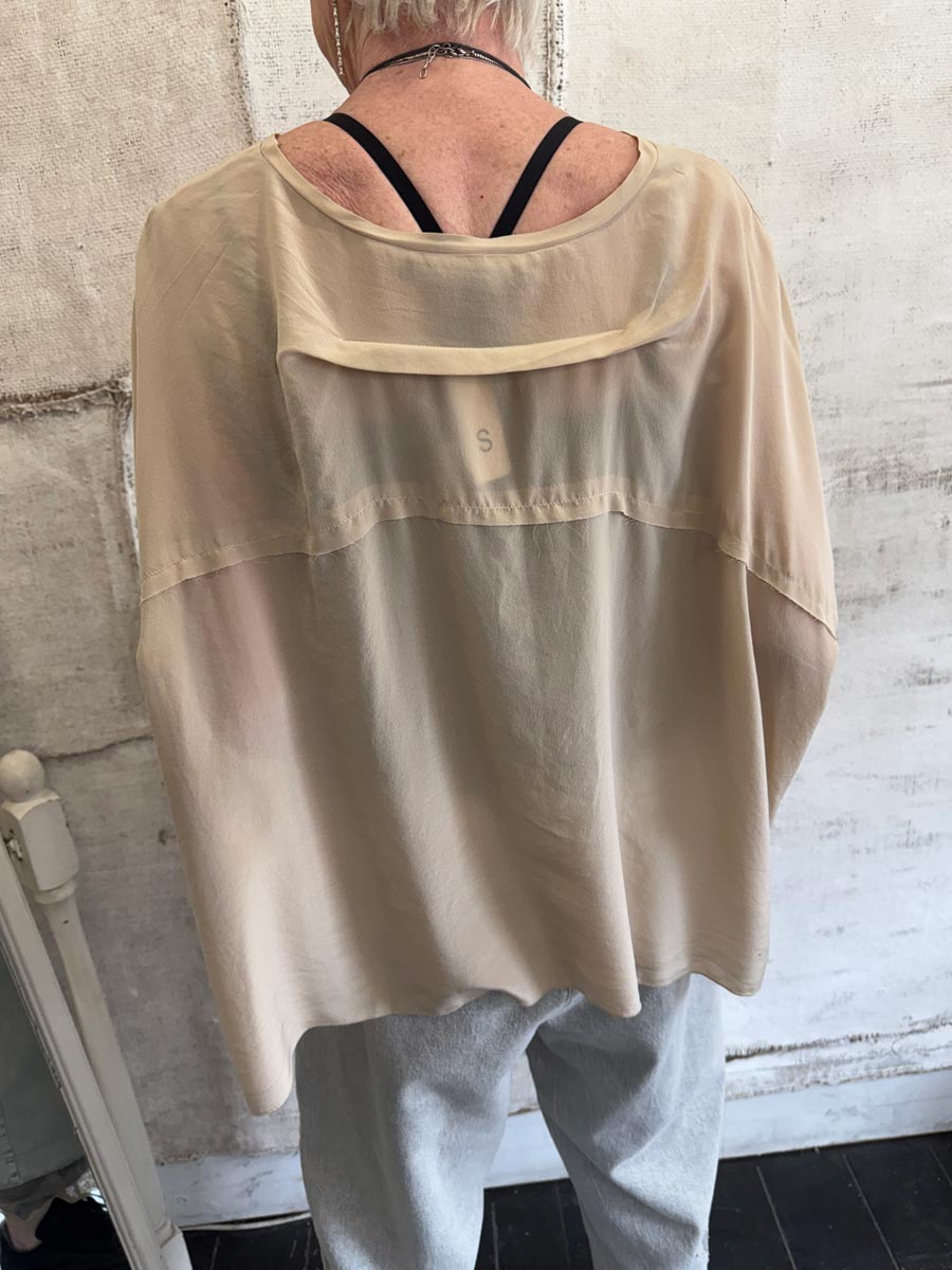 Umit Unal Sophisticated Top