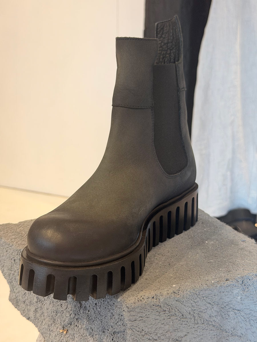 Papucei - ‘Willow’ Ombré Boots